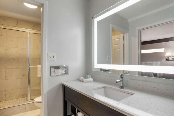 Baymont by Wyndham Montgomery AL image 20